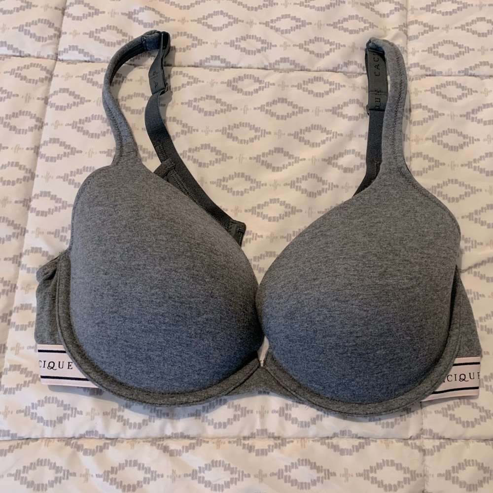 Cacique PLUS SIZE boost plunge bra 42D. New, never worn!